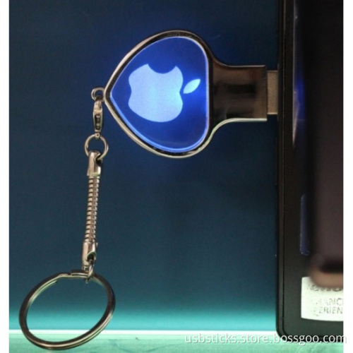 zinc outback heart shaped crystal usb flash drive